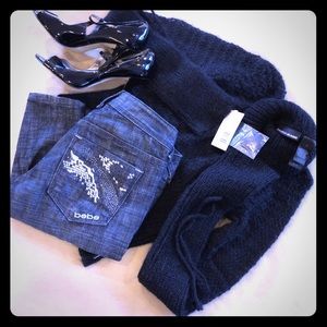 DKNY Black pull over Sweater Size M PRICE DROP